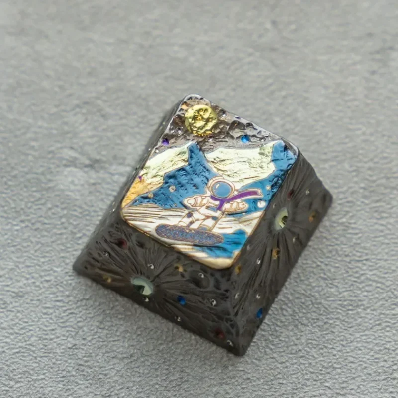 Keycap con tema de astronauta, Metal CNC, aleación de titanio, tallado a mano, perfil de cereza hecho a mano, personalizado, Teclado mecánico, regalos - imagen 2
