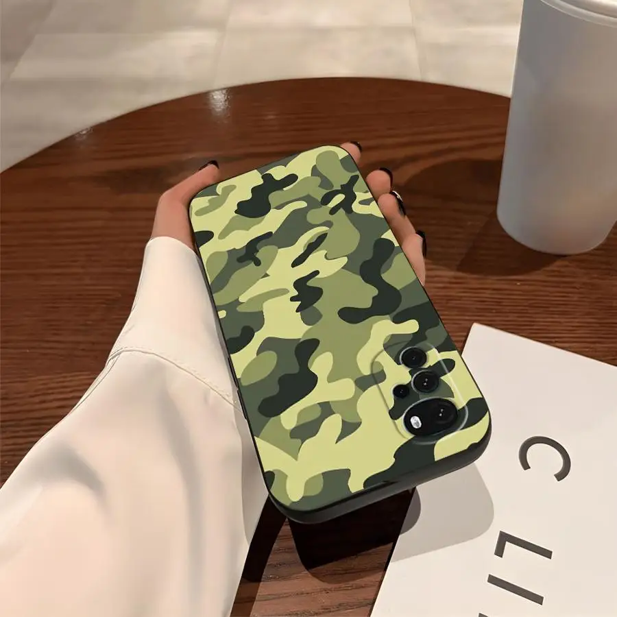 Funda de teléfono suave negra con patrón de camuflaje para Motorola Mot G22 Edge40 G51 G73 Edge 20 Pro 30 Lite G52 G50 G60s G32 G60 G71 - imagen 3