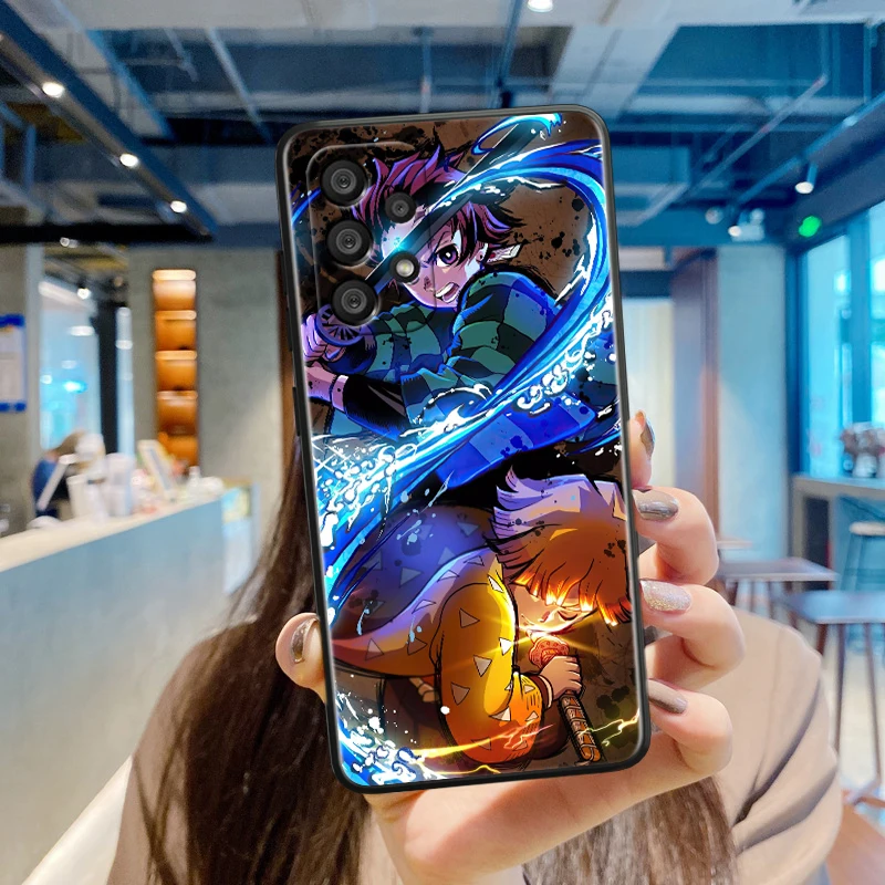 Demon Slayer Kimetsu No Yaiba para Samsung A55 A35 A25 A15 A14 A73 A53 A13 A05S A03S A02S A71 A52 A32 funda de teléfono suave negra - imagen 4