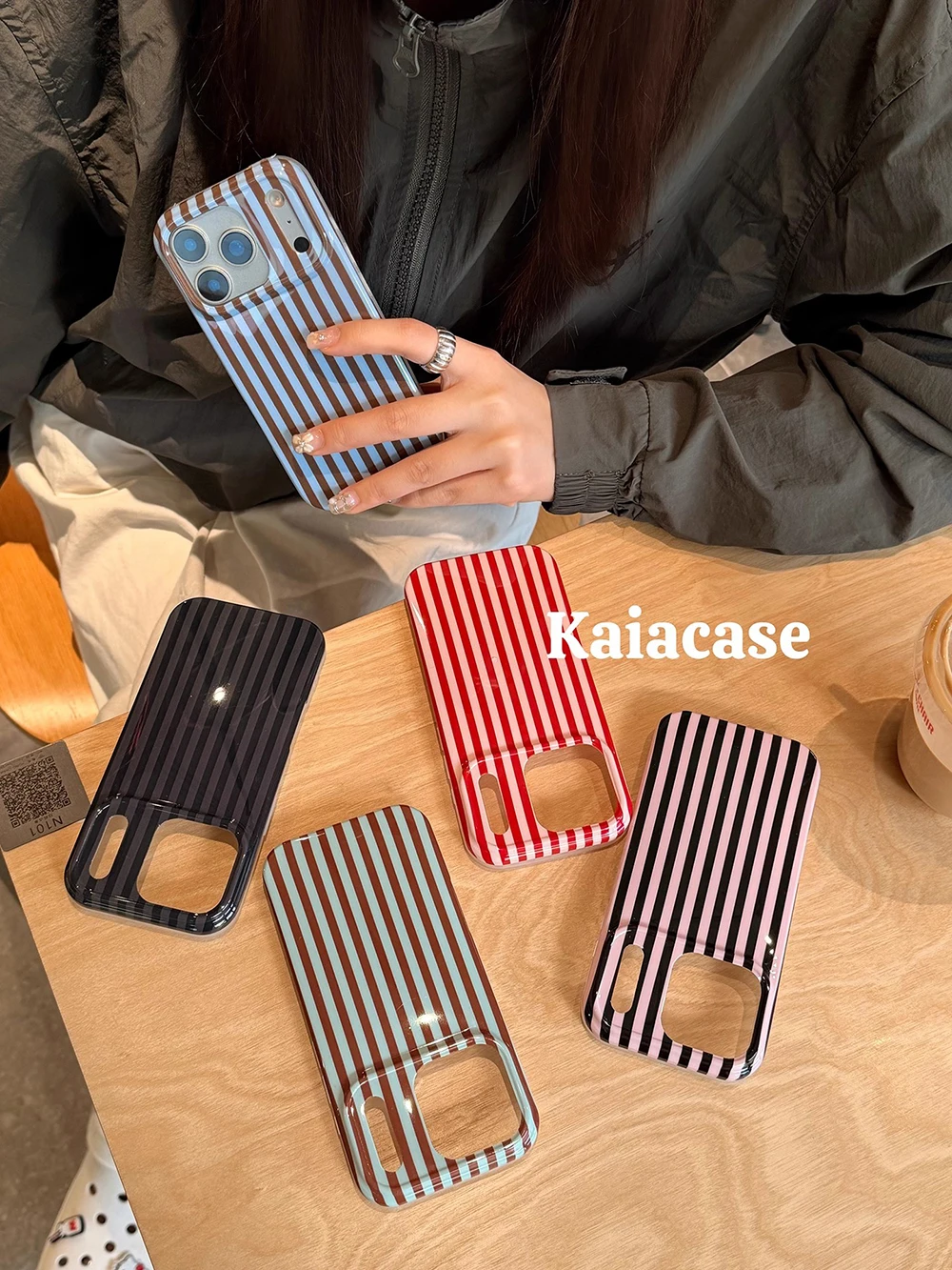 Funda de teléfono a prueba de golpes con empalme de rayas simples para IPhone 14, 15, 16, 17 Pro Max, funda protectora trasera a prueba de golpes - imagen 2