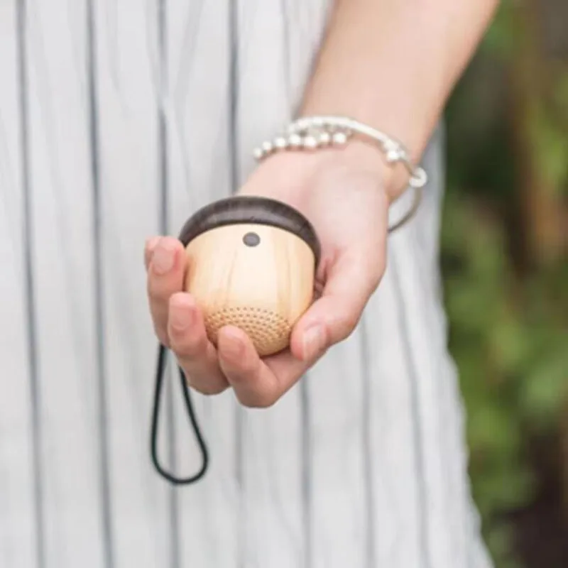 Altavoz Bluetooth con forma de cangrejo creativo, muebles para el hogar, tarjeta de enchufe, soporte para teléfono móvil, reproductor, Subwoofer, sonido multifuncional para regalo - imagen 4