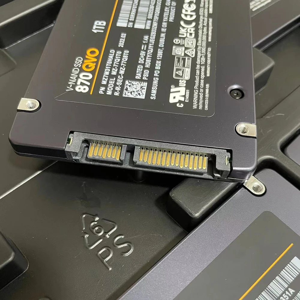 870 QVO para unidad de estado sólido Samsung MZ7M31T0HALD 1T SATA 2,5" SSD - imagen 3