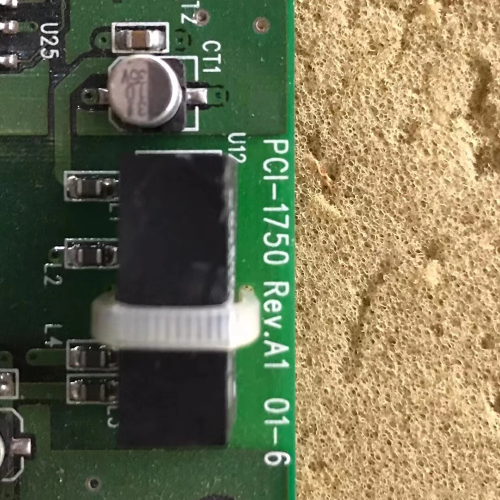 Tarjeta de adquisición de contador y cantidad digital aislada de 32 canales para Advantech PCI-1750