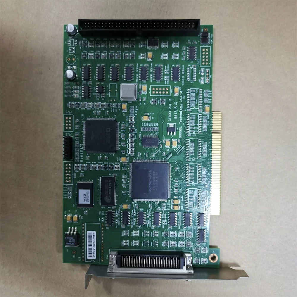 Tarjeta de control de movimiento de cuatro ejes GTS-400-PG-G - imagen 2