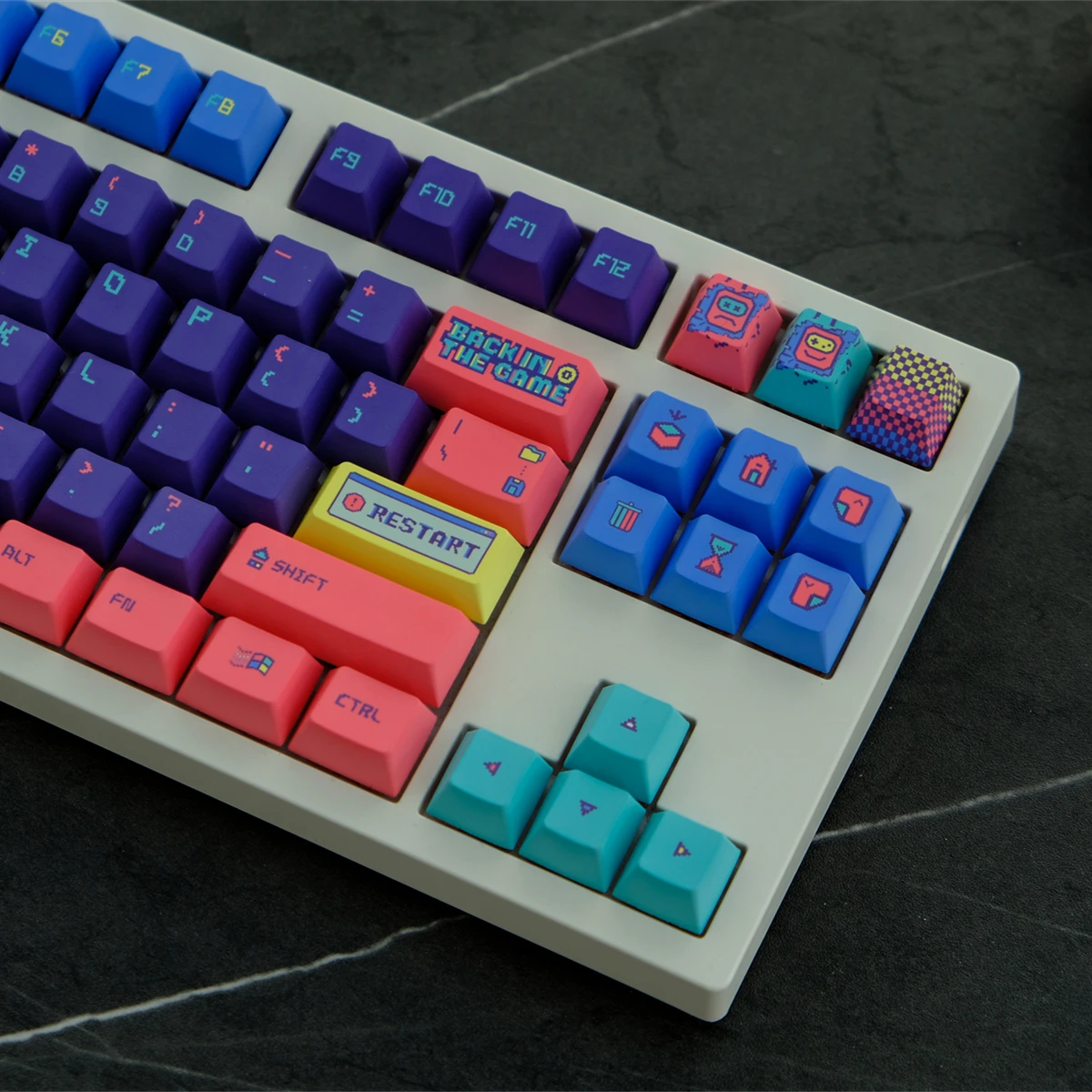 129 teclas GMK Back In The Game Keycaps Cherry Profile PBT tinte sublimación Gameboy Keycap para MX Switch 61/64/68/75/87/104/980 - imagen 3