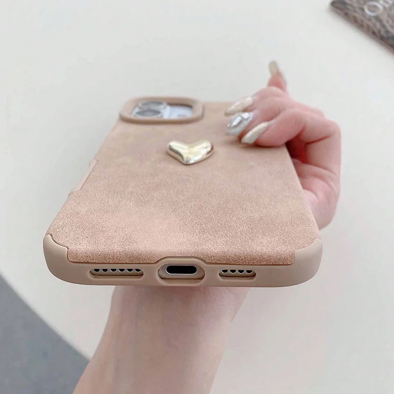 Funda de teléfono móvil marrón clásico con forma de corazón de amor dorado para iPhone 17 Air 16 15 14 13 12 11 Pro Max 7 8 Plus X XS XR funda suave - imagen 2