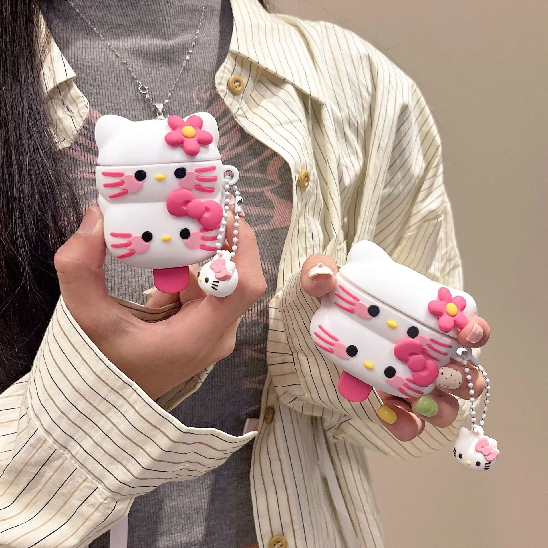 Funda protectora de silicona para auriculares, funda doble de Hello Kitty con llavero para Airpod Pro 2, Air pods 1 y 2 - imagen 2