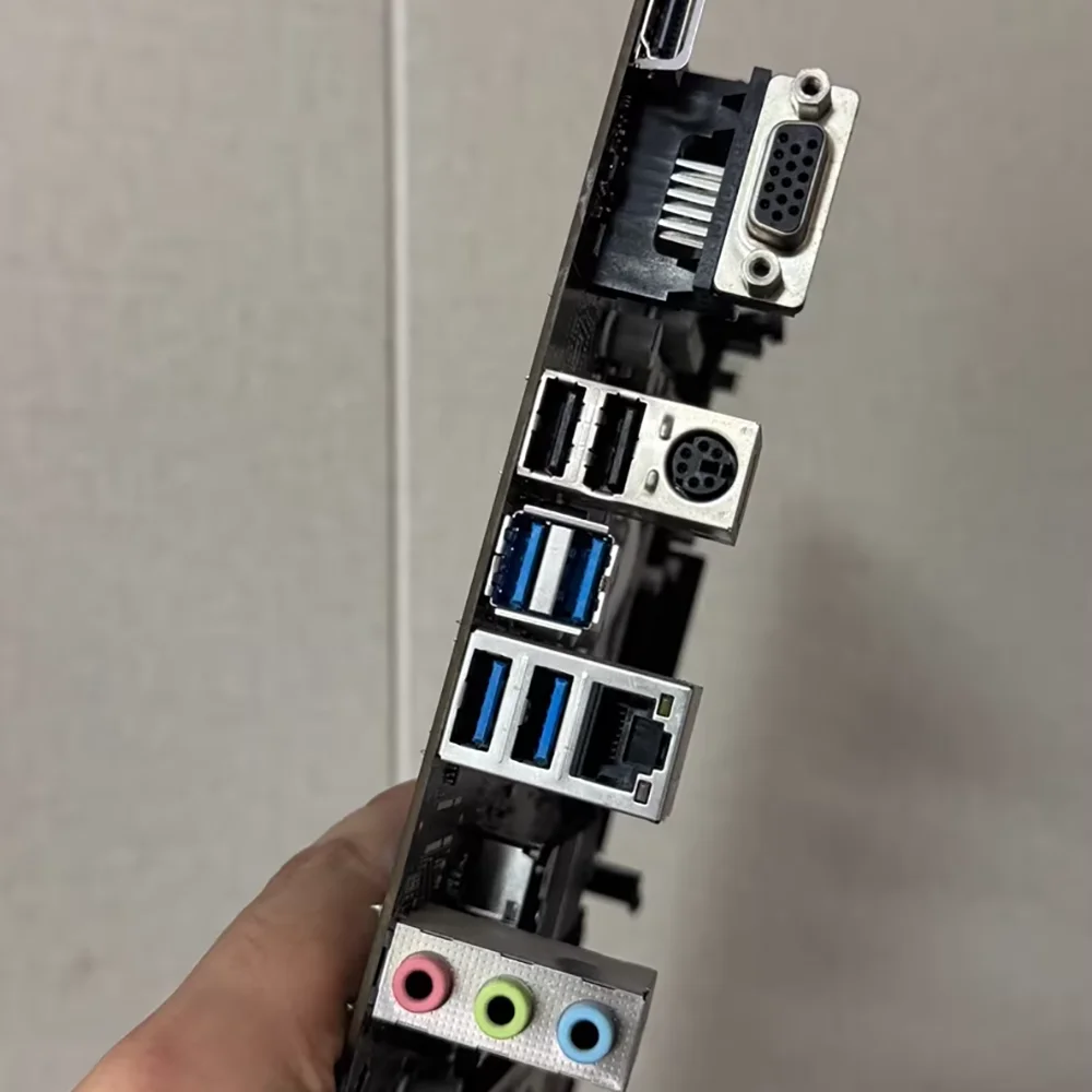 Placa base LGA1700 B660M-PLUS DDR4 - imagen 4