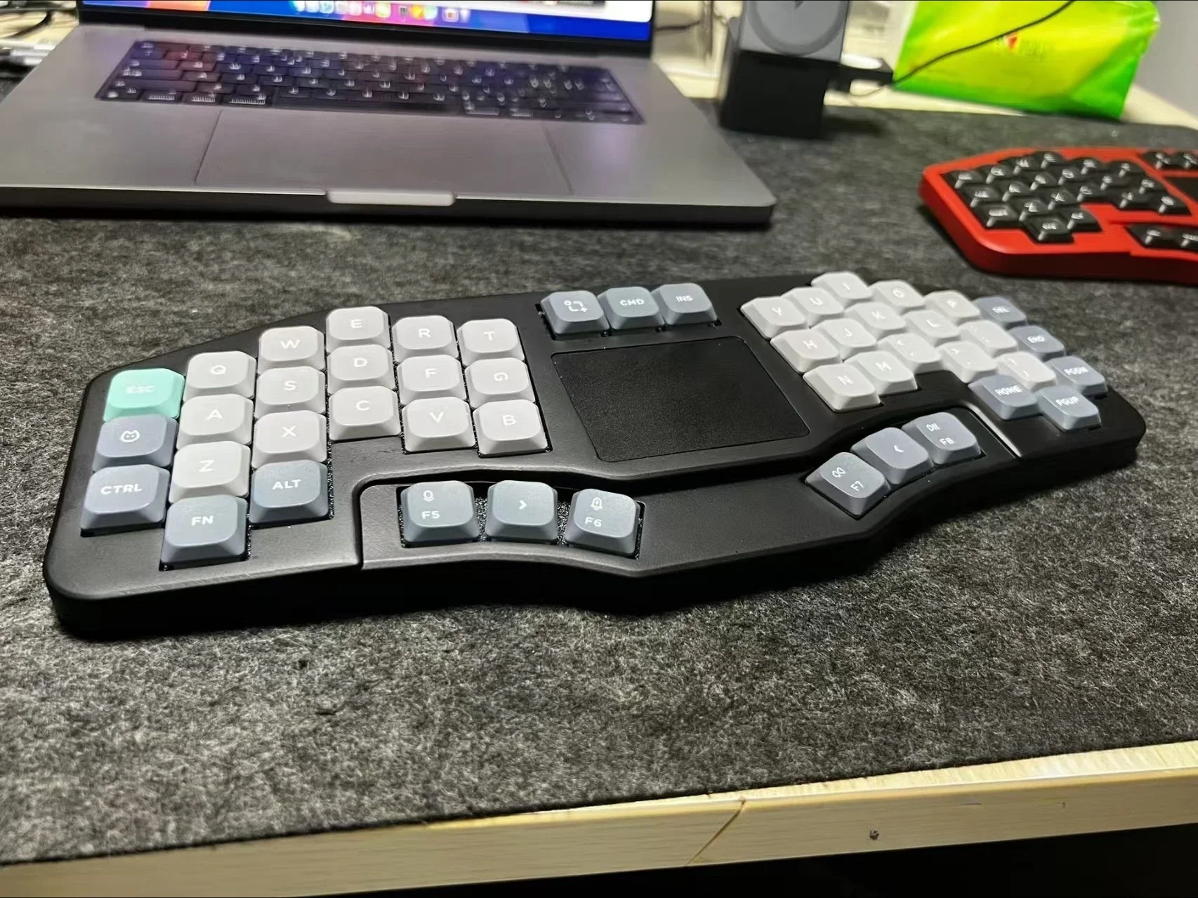 Teclado mecánico con cable The Wings con panel táctil, Kit de intercambio en caliente ergonómico tipo c personalizado, Compatible con QMK/VIAL RGB, Kailh CHOC V1/V2 - imagen 3
