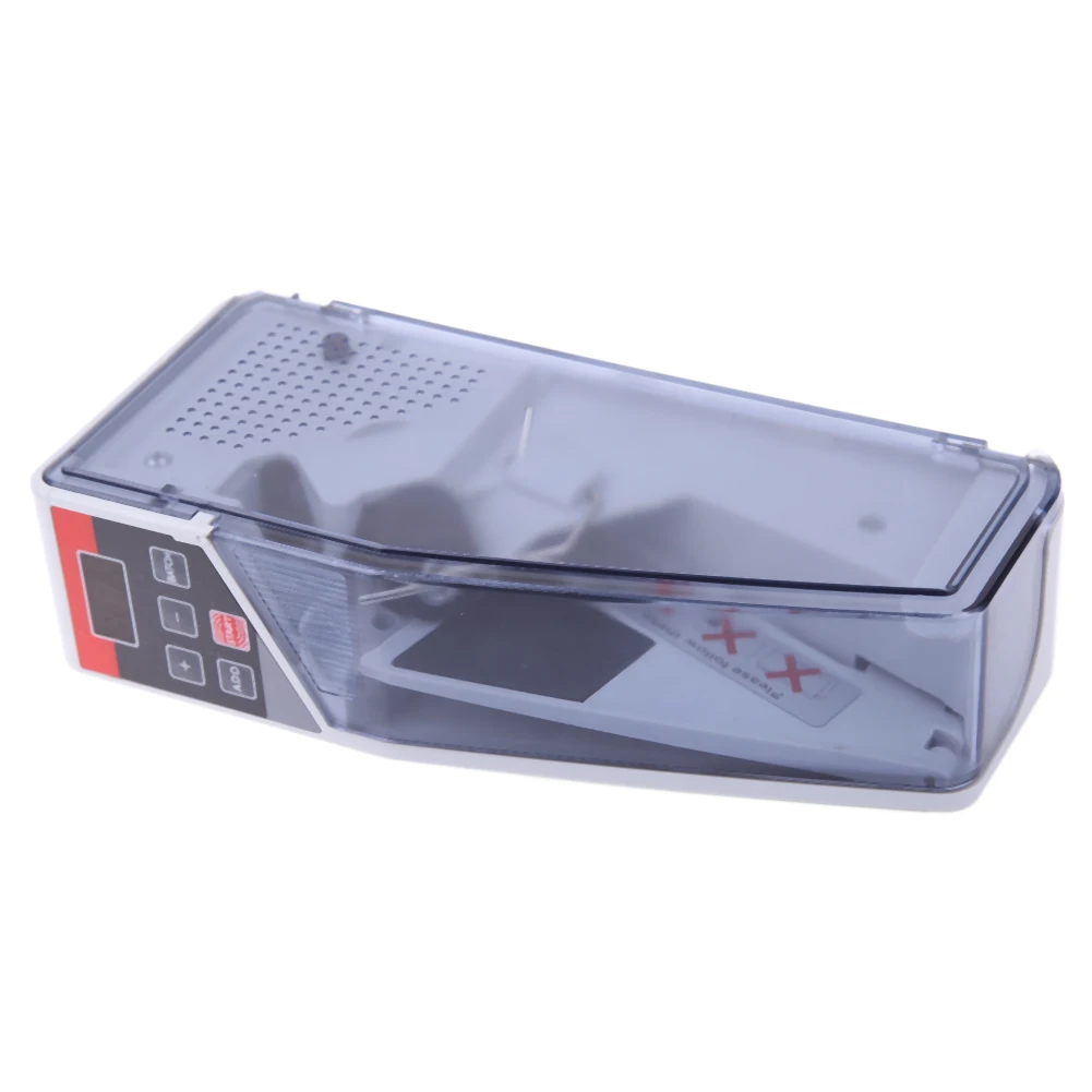 Una caja de plástico transparente con un objeto blanco y rojo en el interior