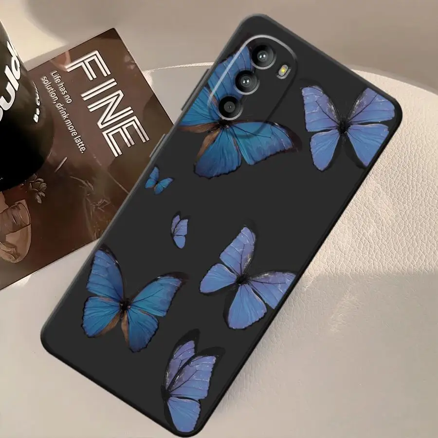 Funda de mariposa roja y azul para Motorola Mot G60 G71 G22 Edge40 G53 G30 Edge 20 Pro 30 Lite G60s G51 G73 G52 G50 G32 negro suave - imagen 3