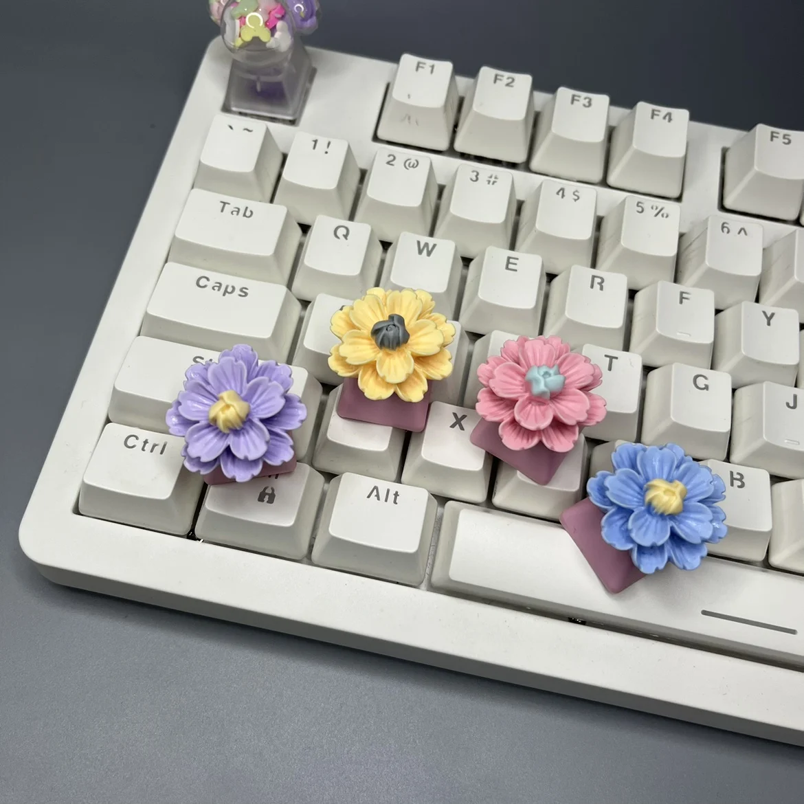 Teclas de flores personalizadas ESC, teclado mecánico para juegos de altura OEM, teclas dedicadas, teclas rosas para niña