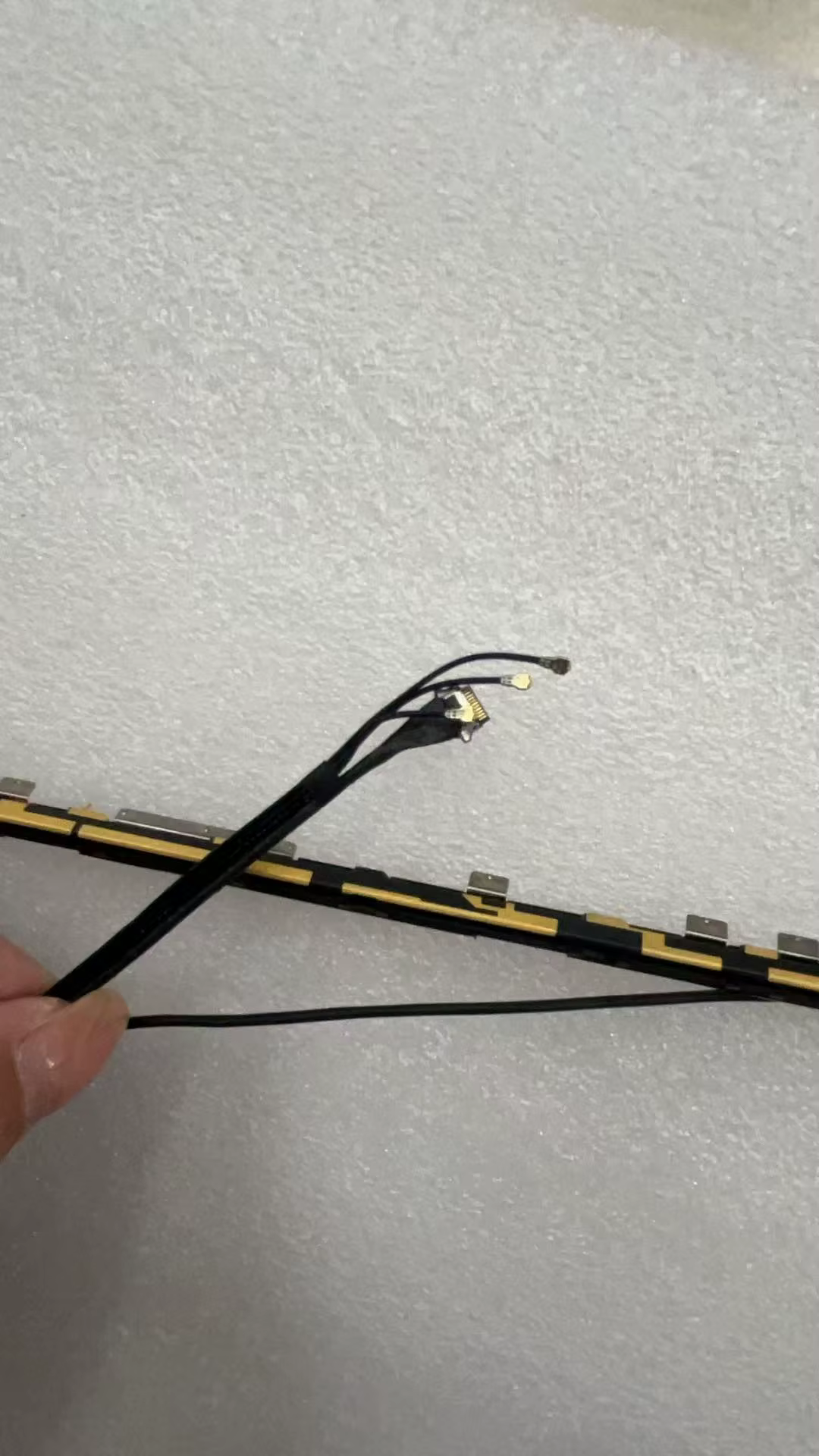 Cable Antena WiFi iSight MacBook Pro Retina 15 A1398 - imagen 3