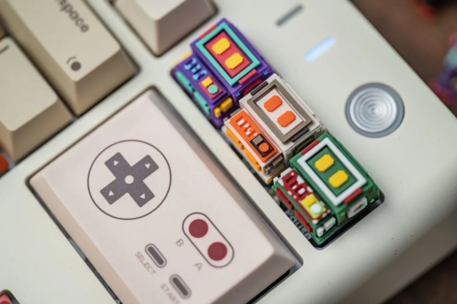 Bonitos teclas Retro, Robot rosa, teclas de teclado mecánico, accesorios, teclas personalizadas de resina de dibujos animados de color amarillo y rosa, regalo para niñas - imagen 4