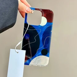 Funda Silicona iPhone 15/16/14 – Concha Vórtice Geométrica Perforada