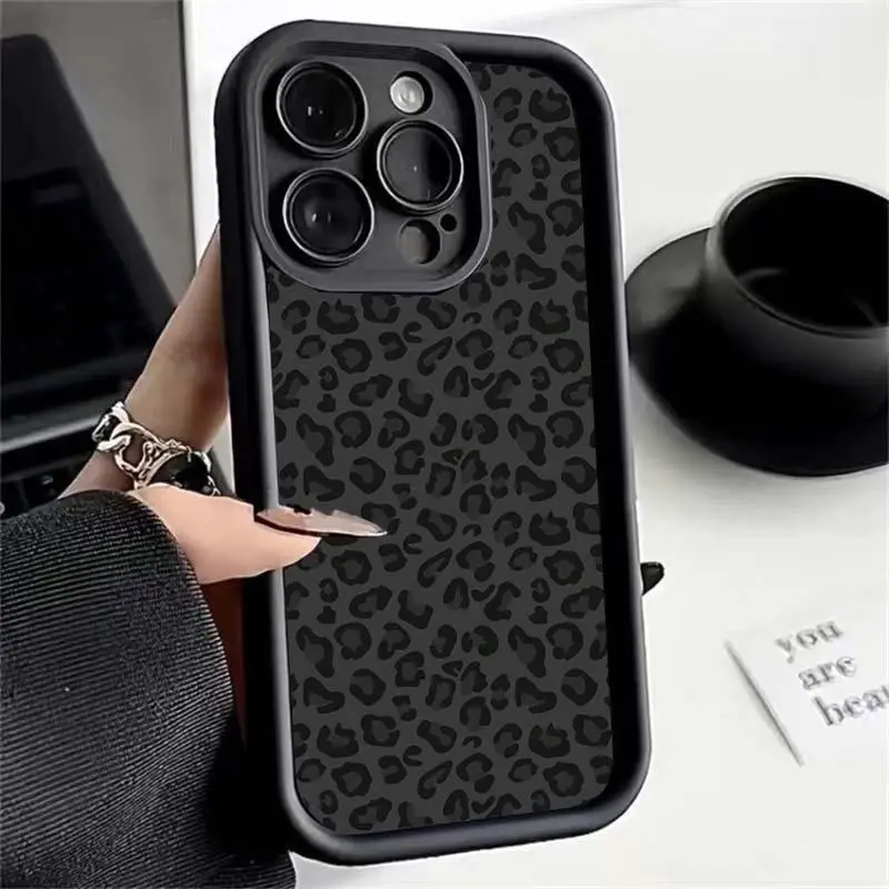 Funda de leopardo negro Retro de moda para OPPO A60 A17 A16 A15 A15S A53 A9 A5 2020 A54 A55 A58 A74 A52 A72 A92 A76 A96 A73 A94 - imagen 2