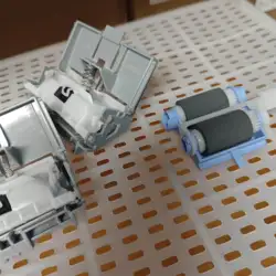 Rodillo Separación HP M501-M528 – Repuesto Original