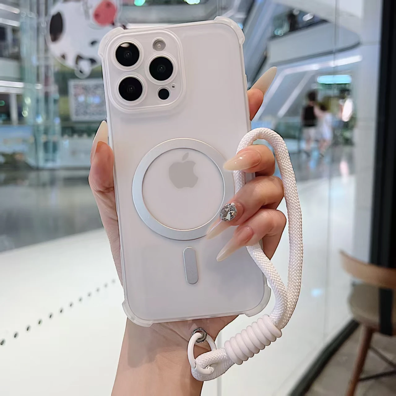 Funda de teléfono con correa magnética para muñeca, funda trasera de silicona suave a prueba de golpes para INFINIX Note 50 Pro Plus 50S 50X Note 40 Note 30