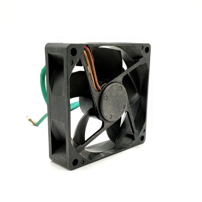 Ventilador de refrigeración PWM de alto flujo de aire Original AVC DA07020T12U 12V 0.70A 70mm, Control de temperatura de 4 cables, refrigeración industrial y de servidor - imagen 2