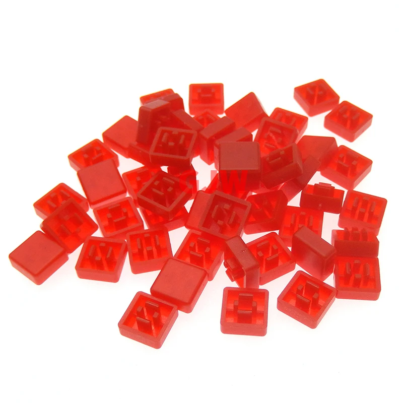 Una pila de bloques de construcción de plástico rojo