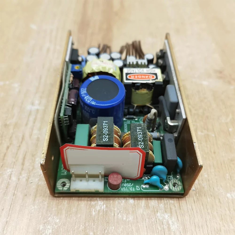 Fuente de alimentación industrial HVI102-Q026DEK - imagen 5