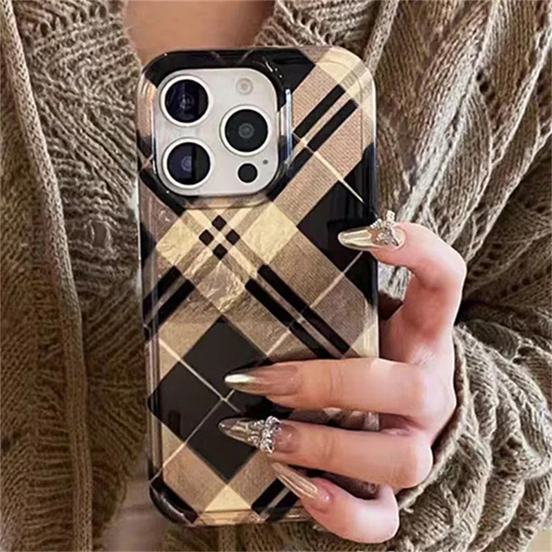 Funda de teléfono con diseño de rejilla de diamante dorado y negro Retro para iPhone 16 15 14 13 12 11 Pro XR XS Max 7 8 Plus, funda trasera a prueba de golpes - imagen 3