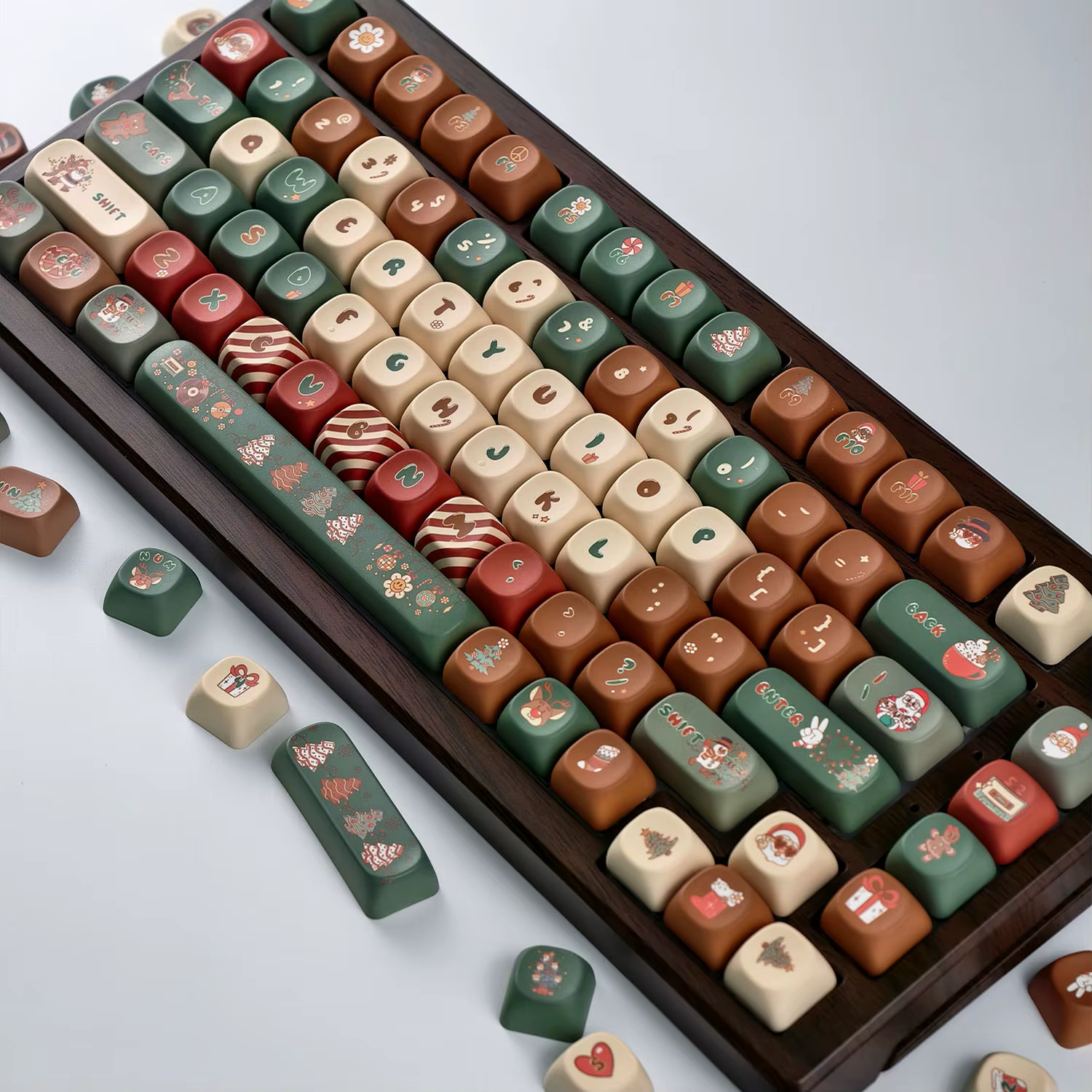 MAIMOOO-teclas navideñas con perfil MOA, sublimación PBT, redondas, bonitas, dibujos animados, alce, Papá Noel, gorros para teclado mecánico de Navidad