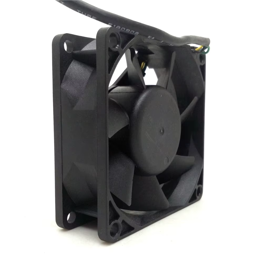 Ventilador CPU 70mm PWM DC Brushless 12V 0,5A Refrigeración - imagen 5