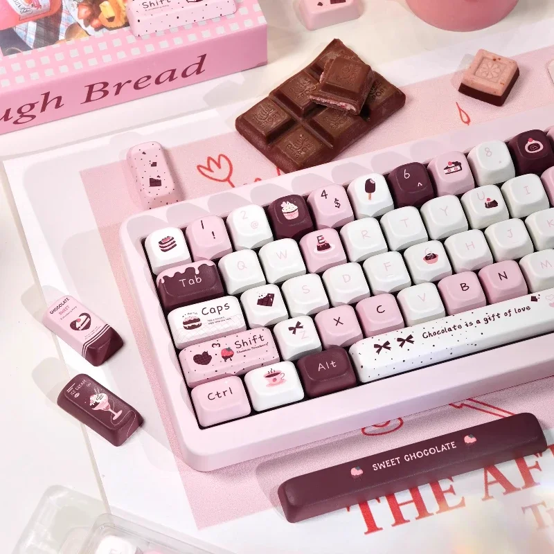 Teclas de baya rosa personalizadas, teclas de perfil PBT FOA, bonitas teclas de sublimación de tinte Amina Point de dibujos animados de color rosa para regalos de teclado para juegos