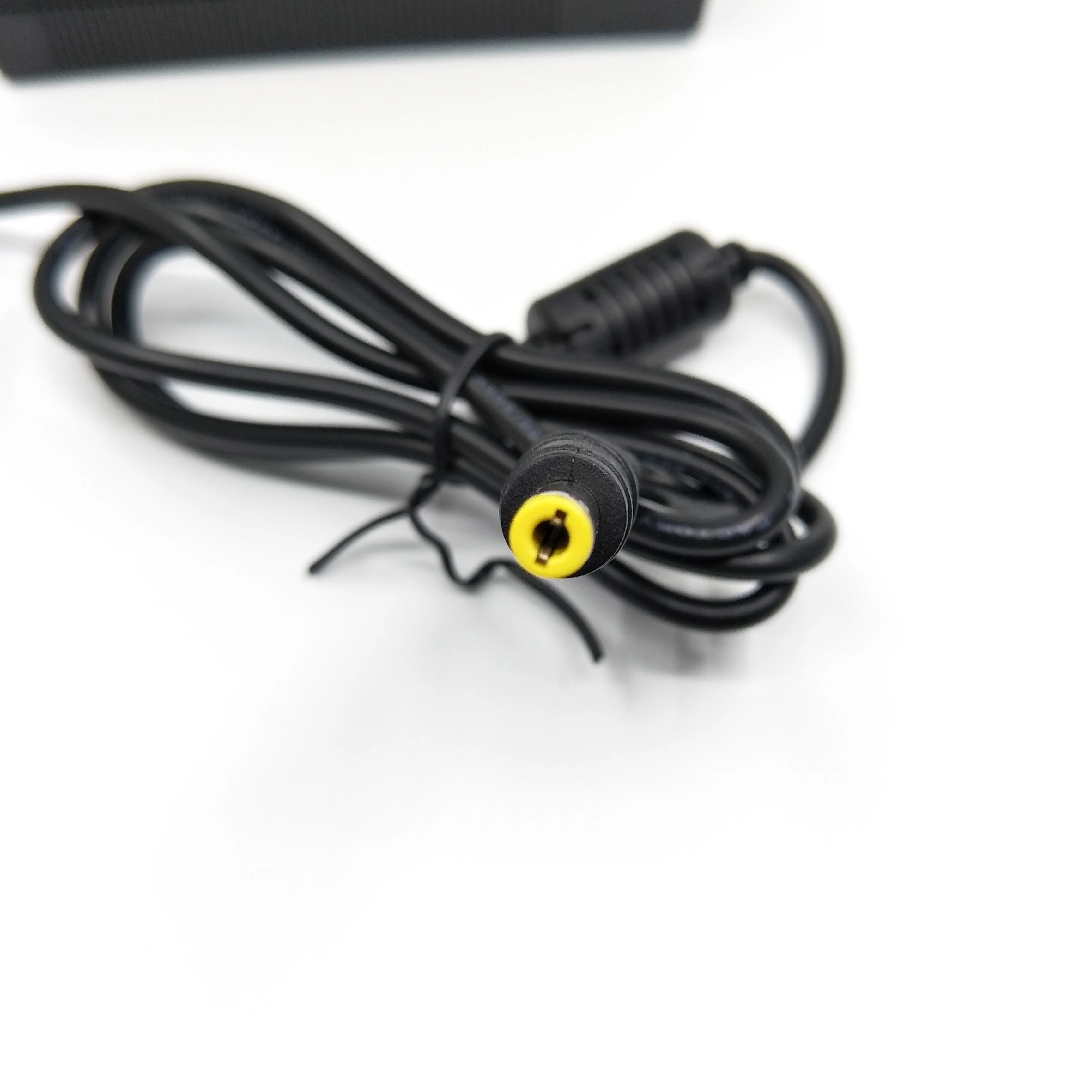 Cargador de fuente de adaptador de CA de 16V 4.5A 5,5*2,5 para IBM ThinkPad T20 T23 T30 T40 T40P T41 T41P T42 T42P T43 T43P - imagen 5