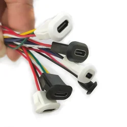 Conector USB-C impermeable de pines dobles - Enchufe hembra