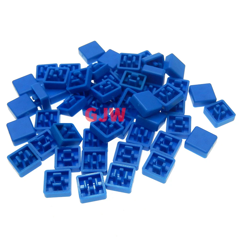 Una pila de cuadrados de plástico azul