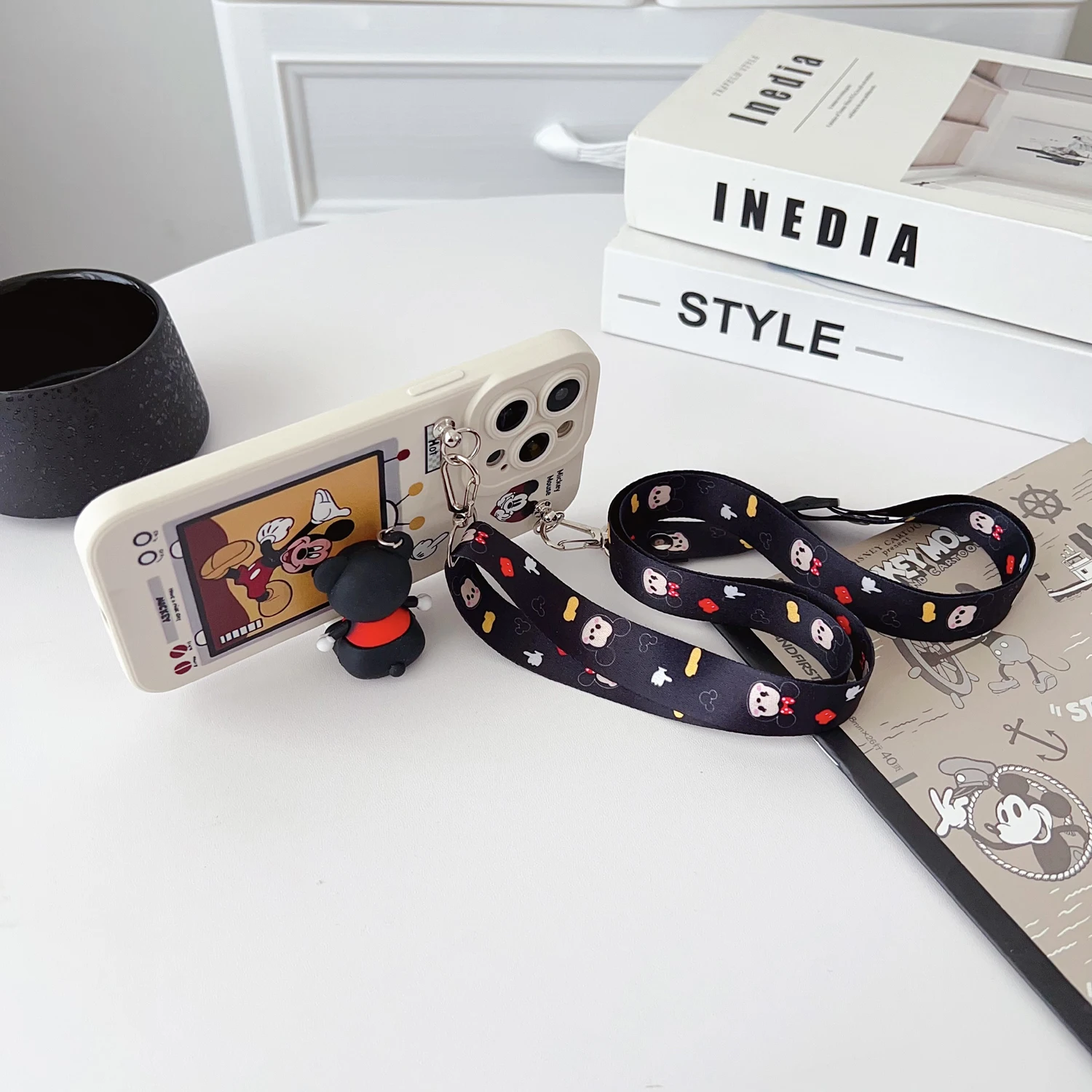 Para Samsung Galaxy A12 A11 A71 A51 A52 A22 A02s A32 A13 A53 A03s A04s A20s A33 A73 A23 TV Minnie funda con cuerda de soporte - imagen 3