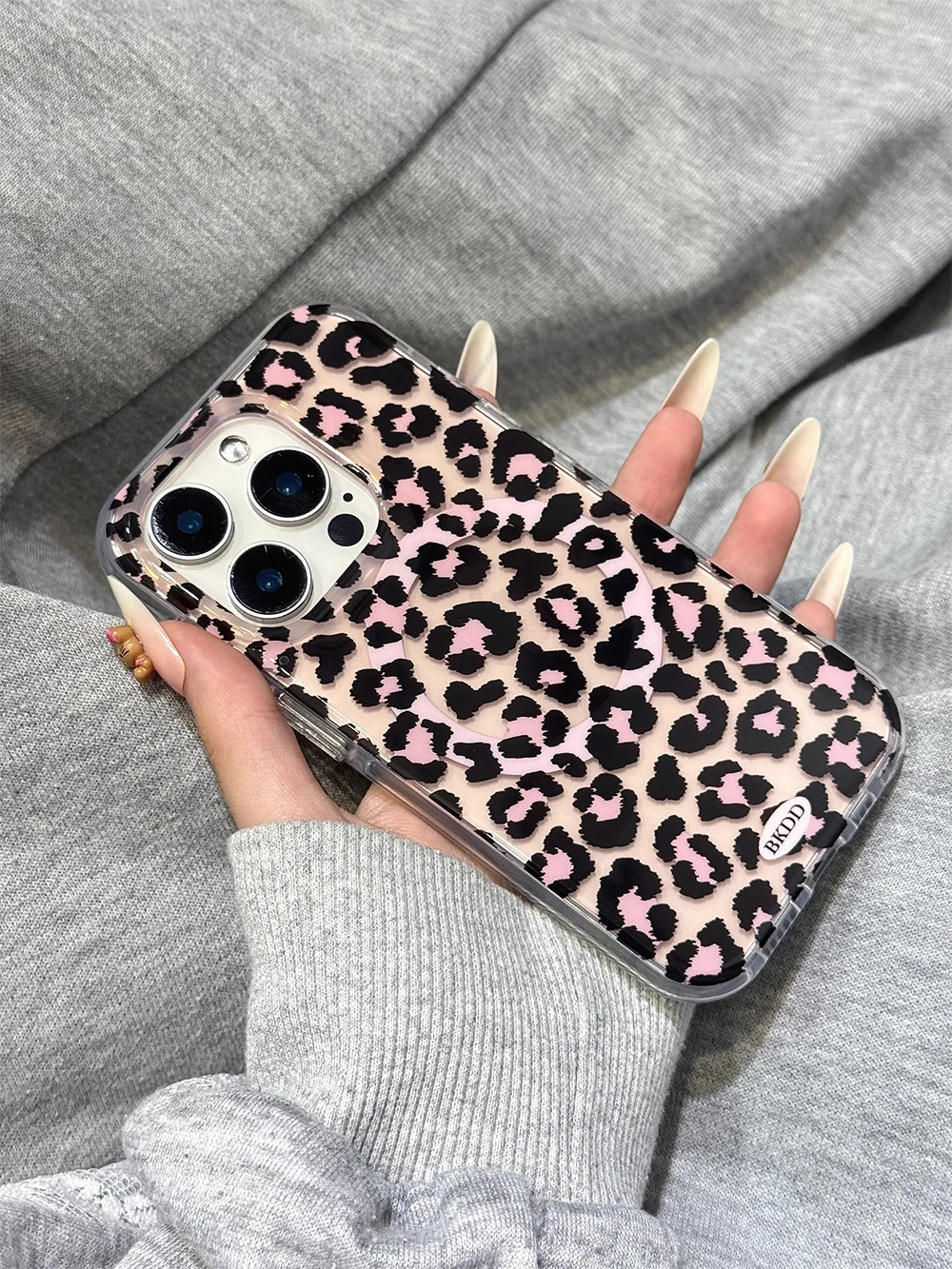 Funda de teléfono 3D de leopardo de lujo para Magsafe Grip Tok, funda con soporte magnético de carga inalámbrica para IPhone 17 16 15 13 Pro Max - imagen 3