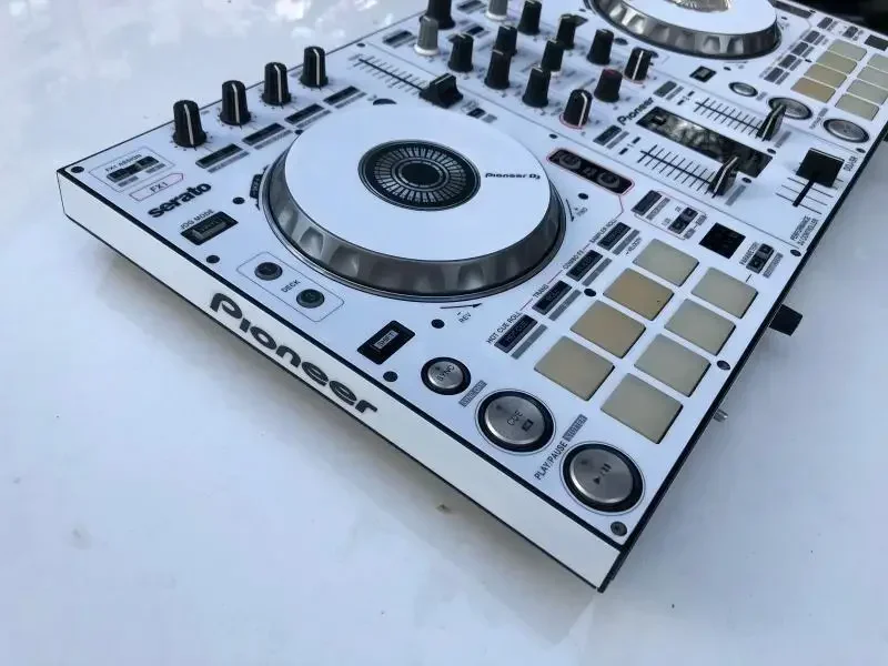 ¡No controlador de DJ! !El controlador Skins Pioneer DDJ-SR está completamente rodeado de pegatinas protectoras. - imagen 5