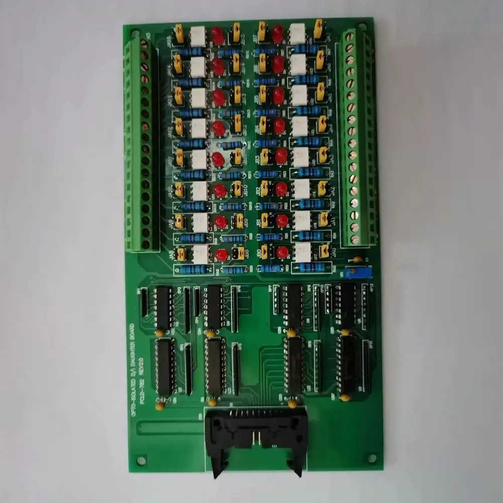 PCLD-782 Placa D/I de aislamiento óptico de 16 canales - imagen 2