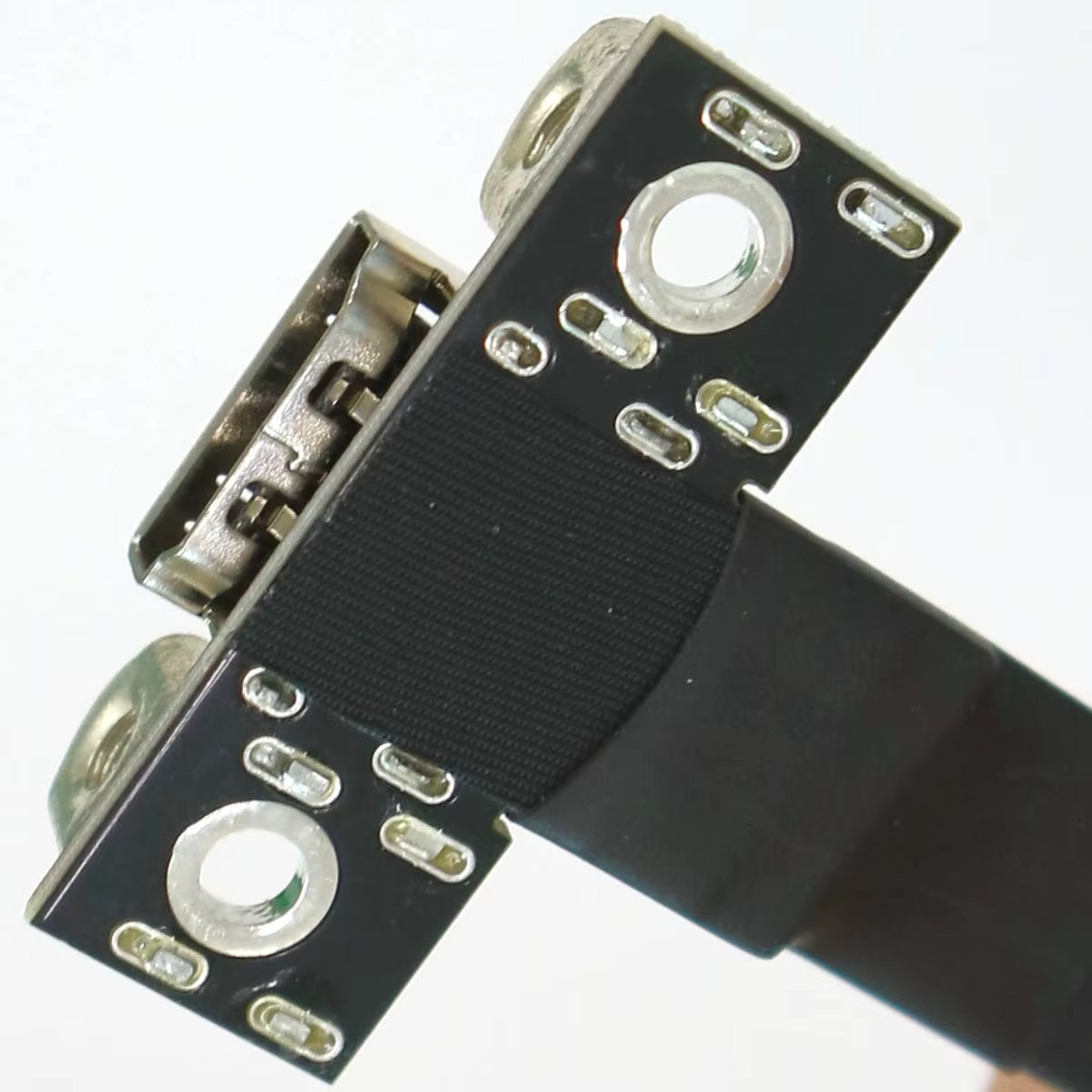 Cable HDMI 2.0b con extensión compacta de 15 cm