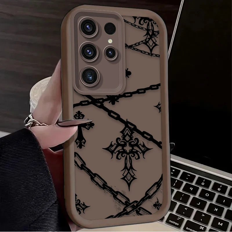 Funda con patrón de cadena cruzada oscura para Samsung Galaxy S24 S23 S25 Ultra S22 S21 Plus FE A56 A36 A26 A16 A06 A15 A25 A35 A55 5G - imagen 3