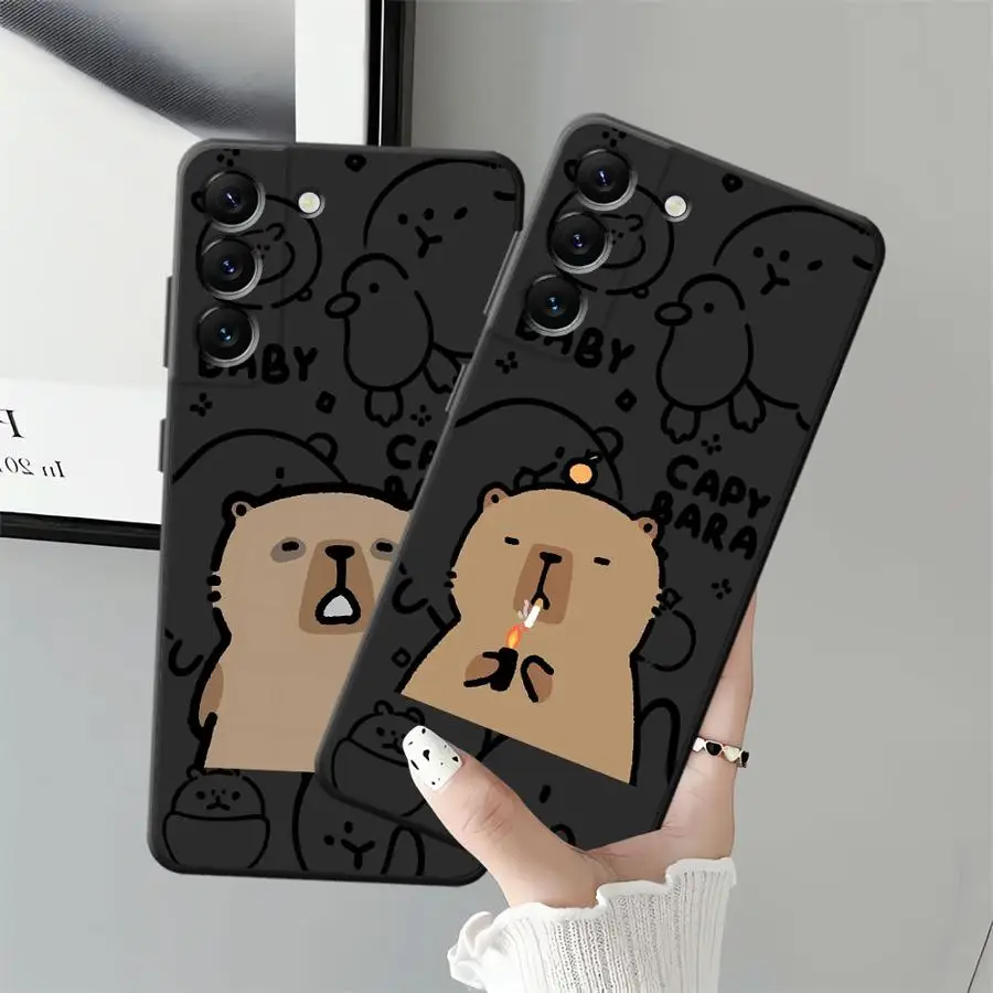 Funda de teléfono suave negra para Samsung Galaxy A41 A51 A73 A35 A24 A55 A25 A71 A32 A23 A53 A26 A72 A36 A22 A52 Capybara divertida - imagen 2