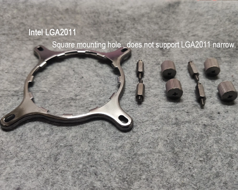Un orificio de montaje cuadrado para Intel LGA 2011