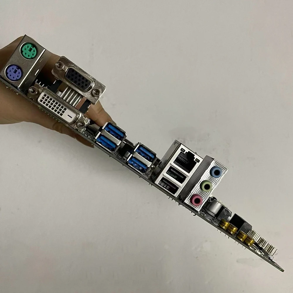 Placa base 1151pin DDR4 VGA+DVI-MicroATX 32G 6*SATA USB 3.1 USB 2.0 GA-B250M-D2V - imagen 3