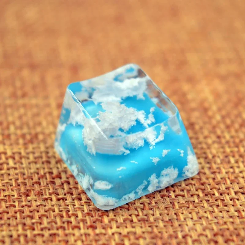 Tecla personalizada con tema de nube ESC, hecha a mano pura, transparente, resina 3D, patrón de personalidad, cometa de arcoíris, cielo azul, Nube Blanca - imagen 4
