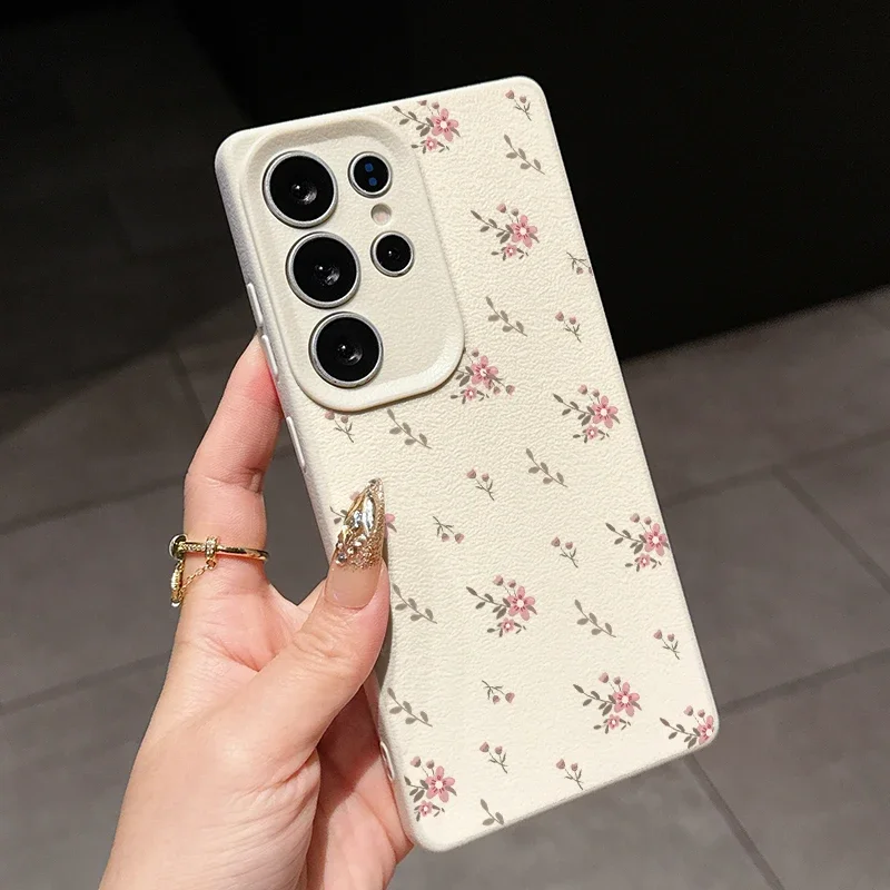 Funda rosa con diseño de lichi y flores pequeñas para Realme C53 C51 C63 C55 C35 C30S C65 C21Y C25Y 14 13 12 11 9 Pro Plus 10 8 5G 8i - imagen 5