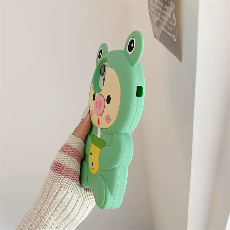 Vista adicional de la funda protectora con dibujo animal