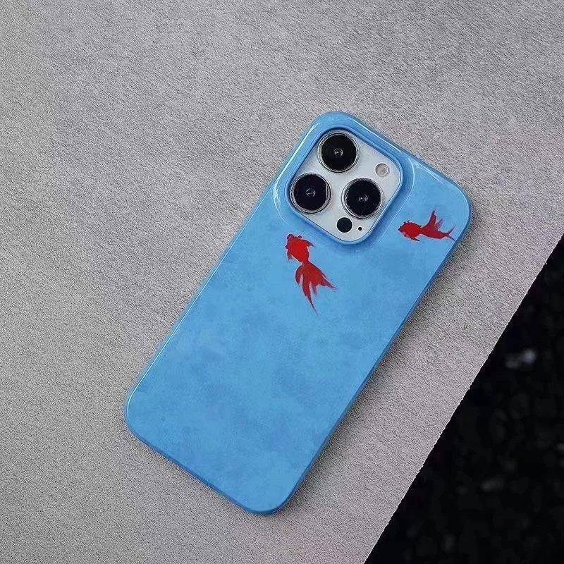 Bonita funda de teléfono de dibujos animados para iPhone, carcasa dura de PC HD brillante, color rojo, pez dorado, azul, 16, 15, 14, 13, 12, 11 Pro Max, XS, XR, XSMax, 6, 7, 8 Plus - imagen 5