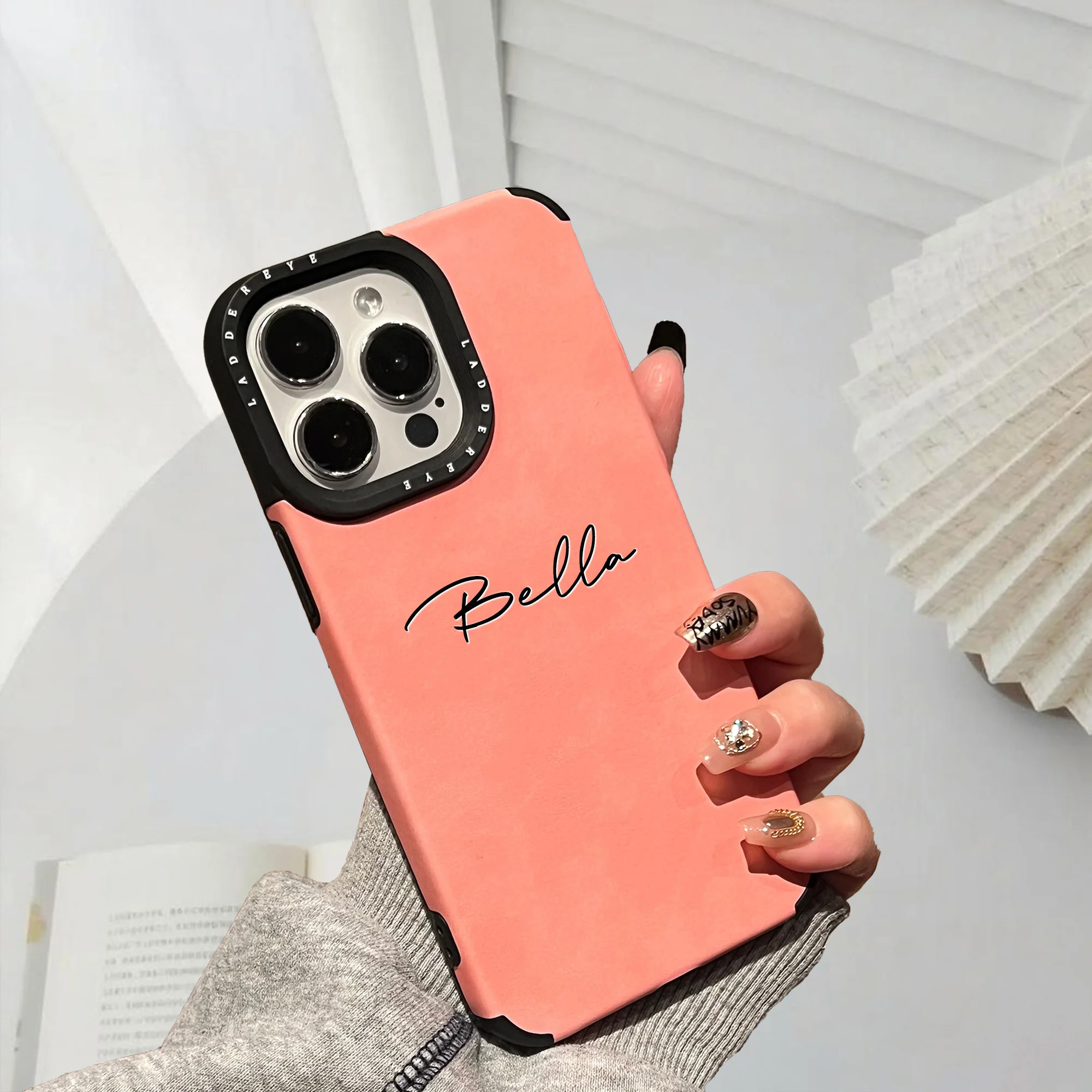 Funda de teléfono personalizada con nombre personalizado, Compatible con iPhone17 16 15 14 13 12 11 Pro max Plus, funda de cuero sintético a prueba de golpes - imagen 4
