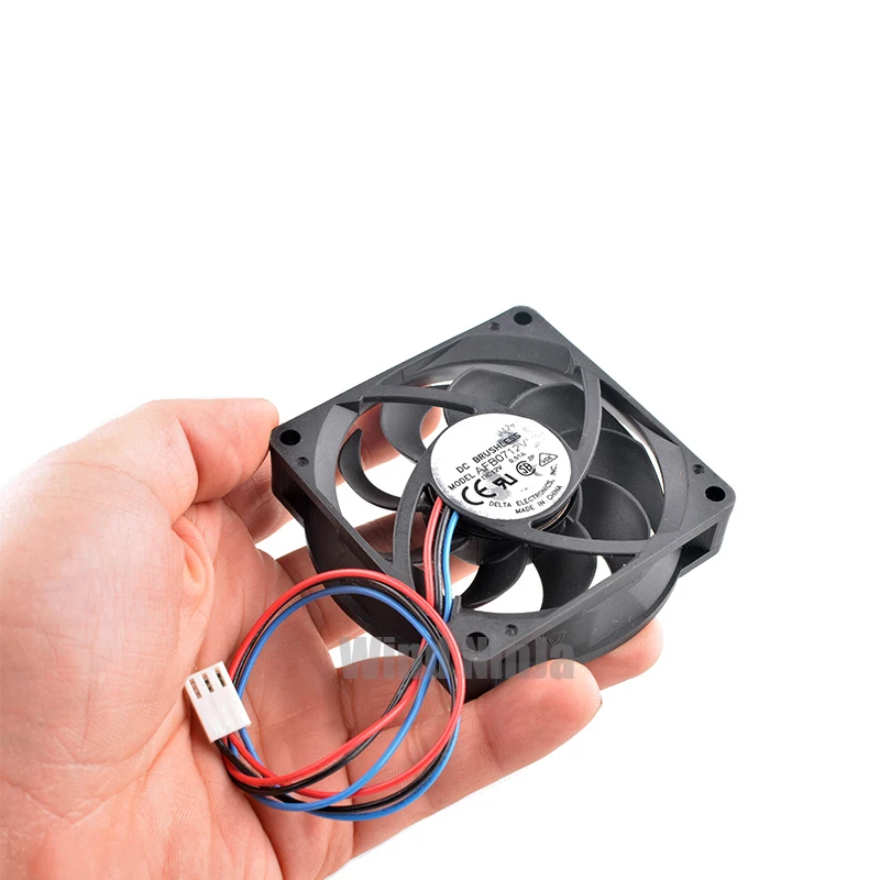 AFB0712VHB Ventilador de refrigeración con rodamiento de bolas doble de 7 cm 12 V 0.55 A 3 pines para chasis de CPU de placa base - Tamaño de 70x70x15 mm - Ventilador con cubierta de computadora - imagen 4