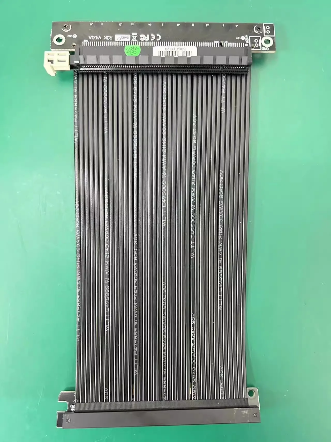 Construcción interna mostrando blindaje EMI