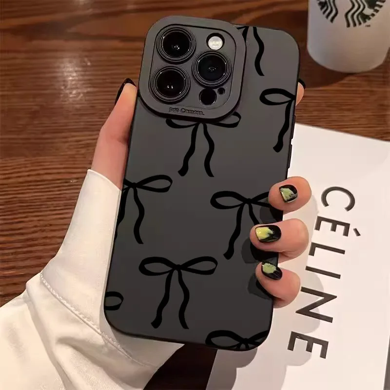 Funda de teléfono mate con nudo de lazo negro para Samsung Galaxy A16 5G A06 A35 A36 A56 A55 A16 A15 S25 S24 Ultra 5G S23 S21 FE S22 Plus