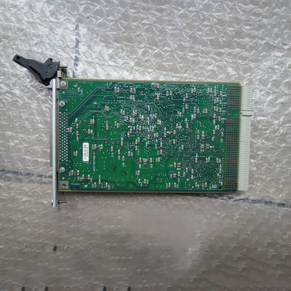 PXI-6070E para tarjeta de adquisición de datos multifunción con entrada analógica de 16 canales N I de 12 bits - imagen 3